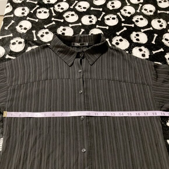 Elegant Black Women's Dress - Picture 9 of 13